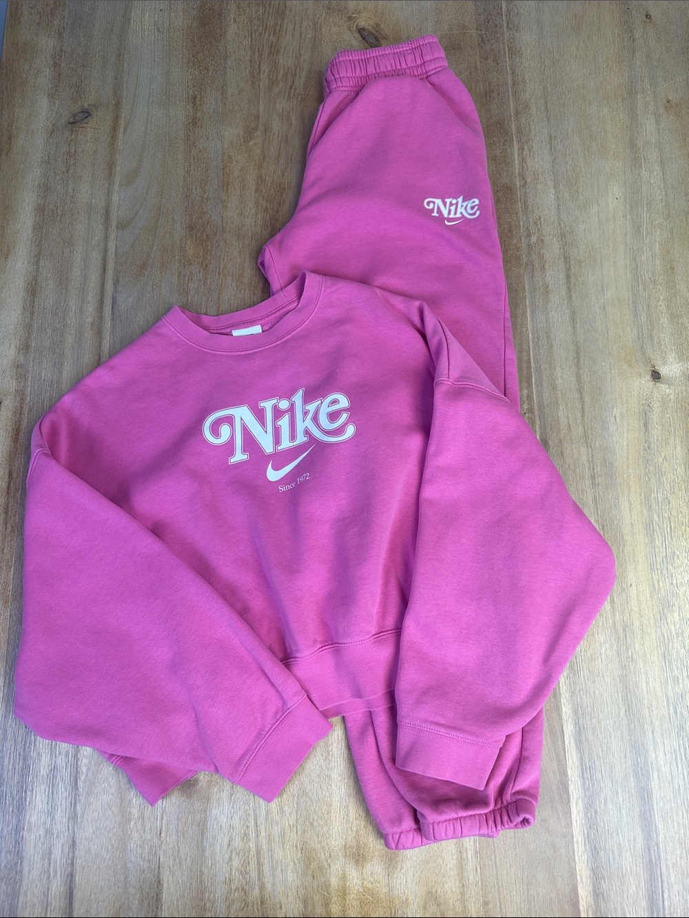 Nike Pink Cropped Crewneck Sweatshirt & Sweatpants Set